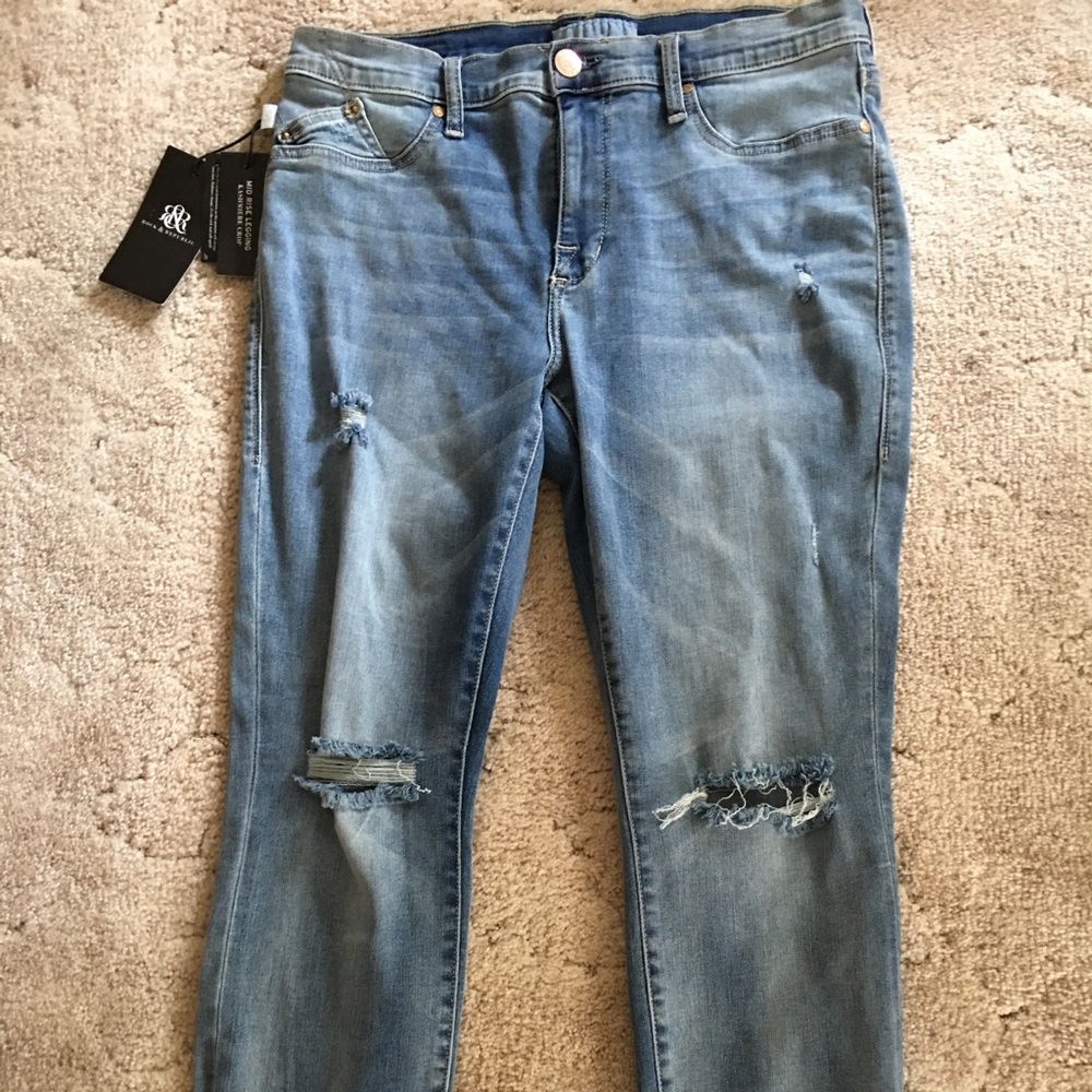 Rock & Republic Mid Rise Legging Crop Capri Jeans